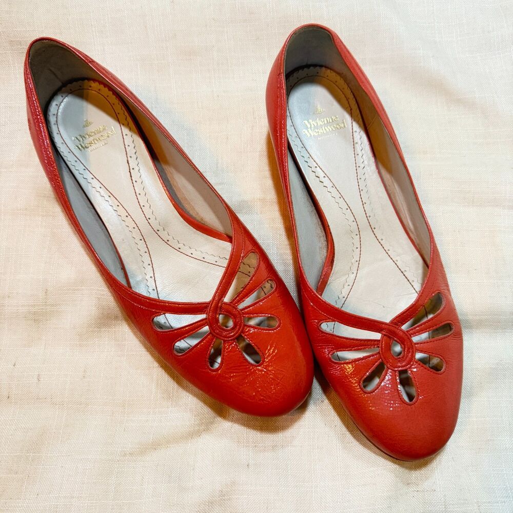 Vintage coral authentic Vivienne Westwood cutout leather ballet flats  size 8.5